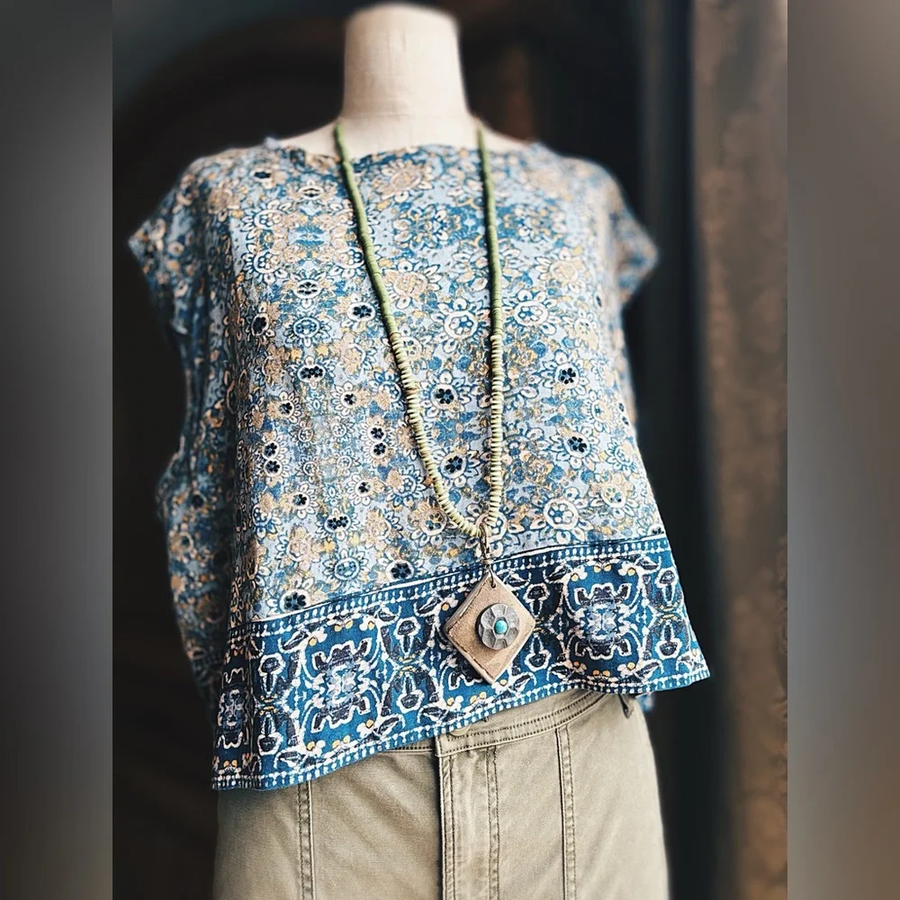 Free People Oversized XS Blue Floral Boxy Tank - NWOT - Raw Edge Detail - Picture 7 of 12